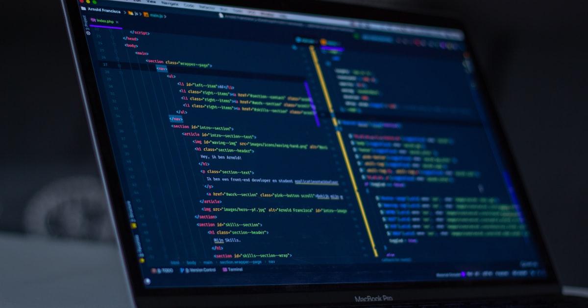 Wie man GrapesJS mit einem Express-/Node.js-Backend integriert (vollständiger Leitfaden 2026)